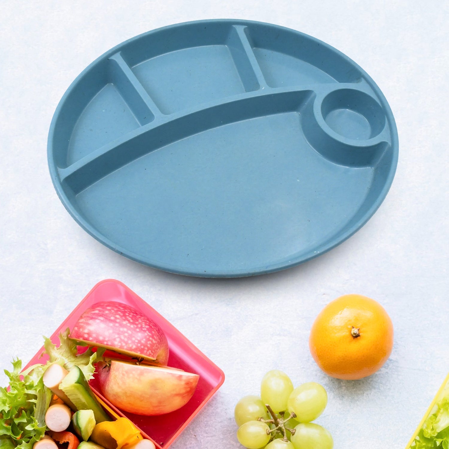 Plastic Food Plates / Biodegradable 5 Compartment Plate With Spoon for Food Snacks / Nuts / Desserts Plates for Kids, Reusable Plates for Outdoor, Camping, BPA-free (1 Pc) Plastic Food Plates / Biodegradable 5 Compartment Plate With Spoon for Food Snacks / Nuts / Desserts Plates for Kids, Reusable Plates for Outdoor, Camping, BPA-free (1 Pc)